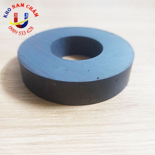 Nam châm loa D70x15 lỗ 32mm
