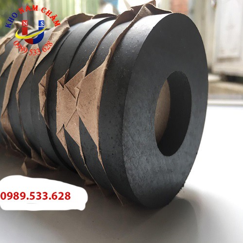 Nam châm ferrite D140x20 lỗ 70mm