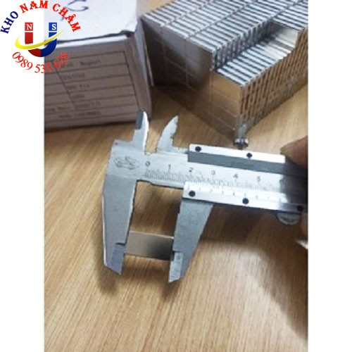 Nam châm N42 kích thước 20x10x2mm