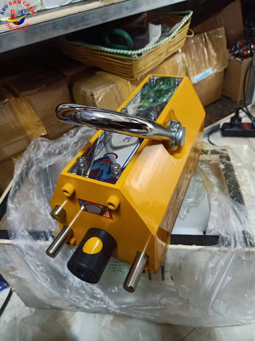 Nam châm nâng tay gạt 1000kg PML