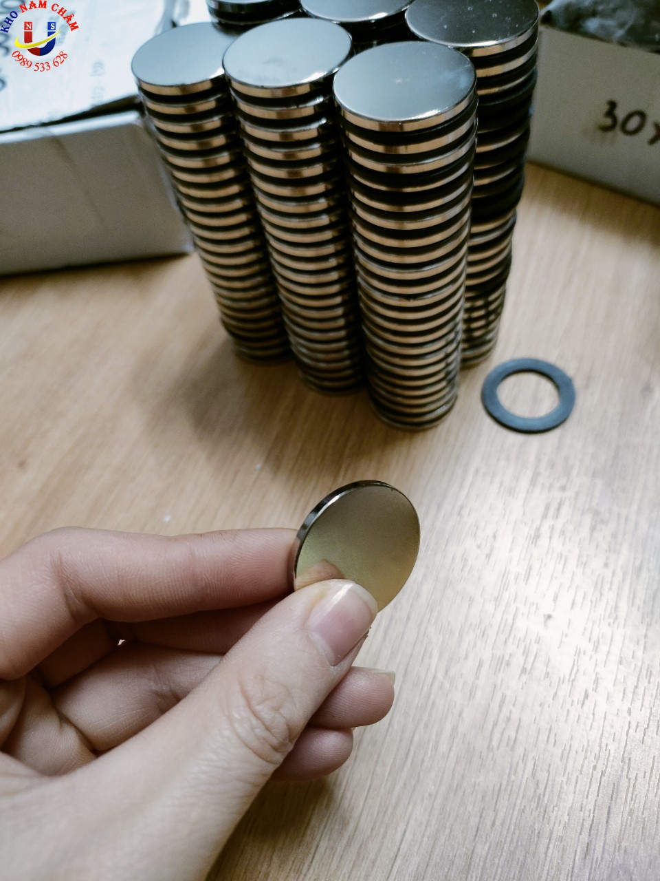Nam châm viên D30x3mm