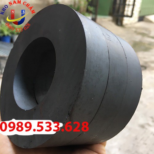 Nam châm ferrite D140x20 lỗ 70mm