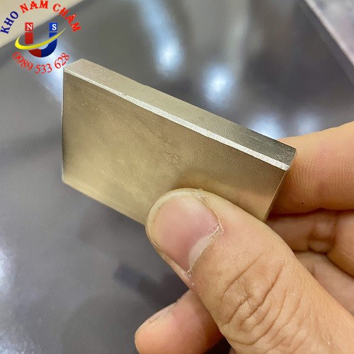 Nam châm viên 60x40x10mm