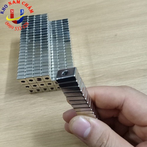 Nam châm viên 15x10x5 lỗ vát 4mm