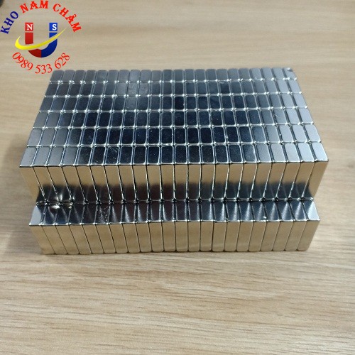 Nam châm viên 20x10x5 lỗ vát 4mm 