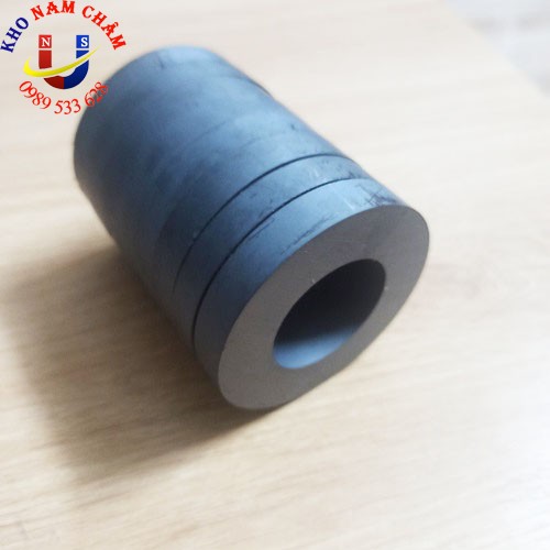 Nam châm loa D60x10 lỗ 32mm