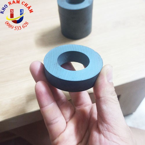 Nam châm loa 60x15 lỗ 32 mm