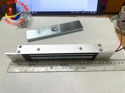 NAM CHÂM ĐIỆN 280KG – 12V/24V LẮP ÂM | KHÓA CỬA AN NINH CAO CẤP